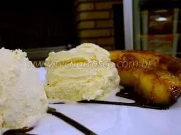 Como Fazer Banana Caramelizada com Sorvete