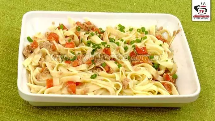 Macarrão com Atum