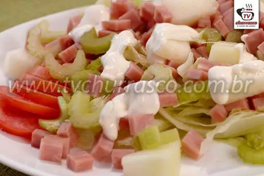 Salada de Melão com Salsão