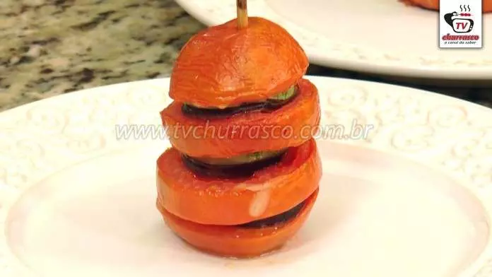 Torres de Vegetais com Queijo