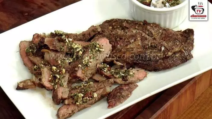 Contra Filé com Chimichurri