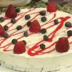 Bolo de Chocolate com Sorvete Grego Jundiá