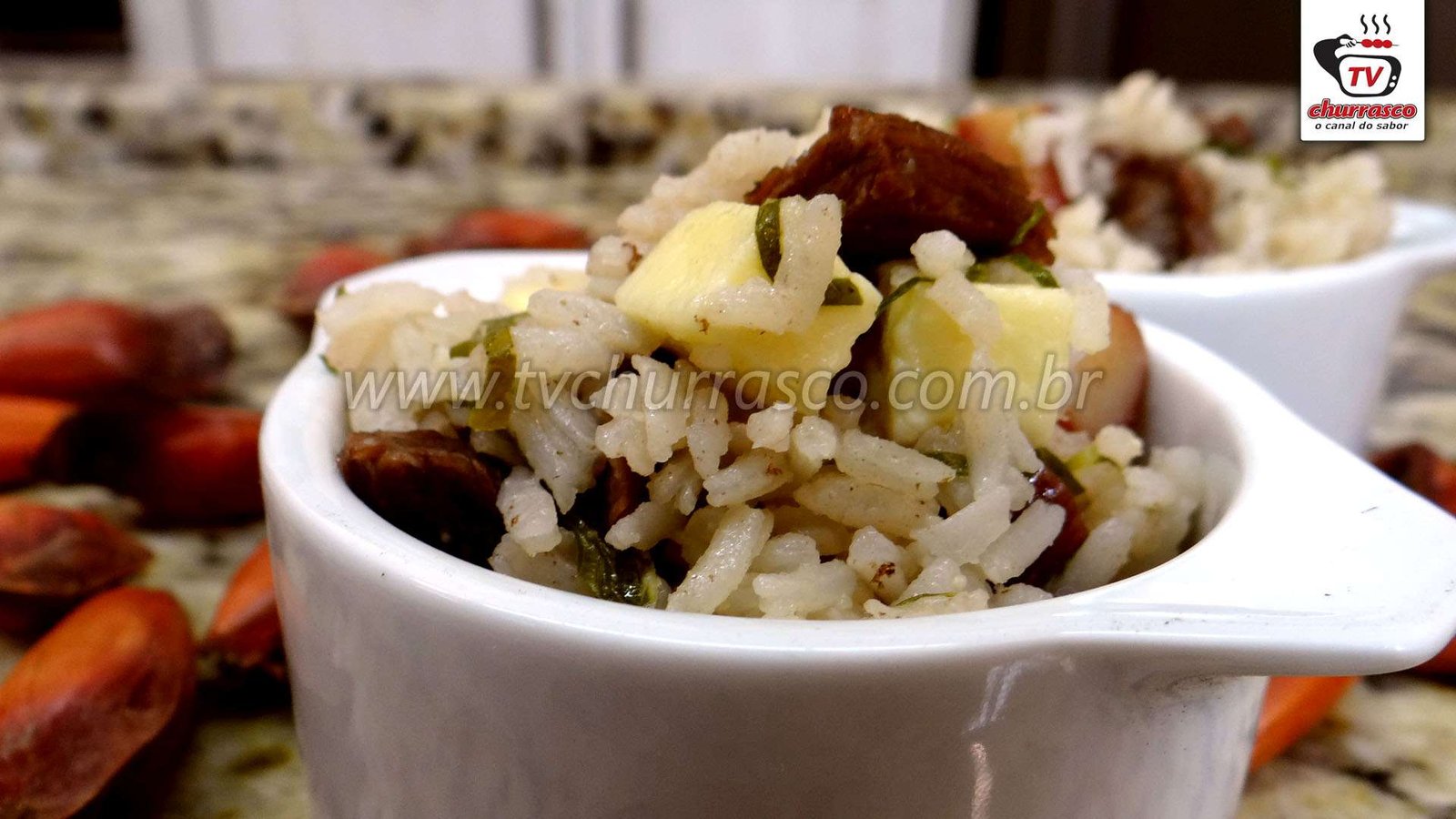 Como Fazer Arroz com Pinhão, Carne e Couve