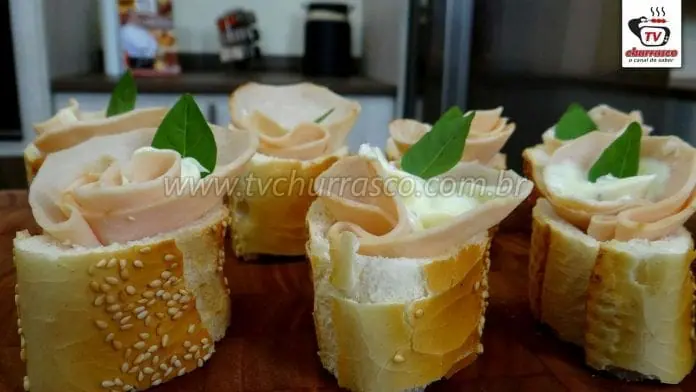 Como Fazer Aperitivo de Baguete com Peito de Peru