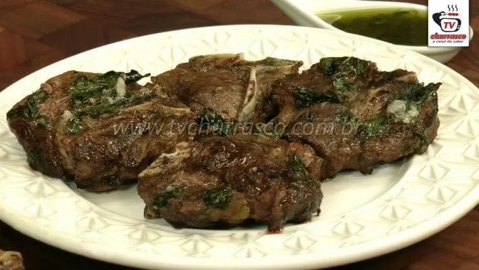 Como Fazer T-Bone de Cordeiro com Hortelã