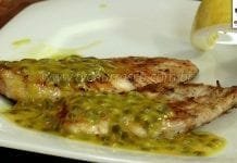 Filé de Peito de Frango com Molho de Maracujá