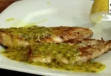 Filé de Peito de Frango com Molho de Maracujá