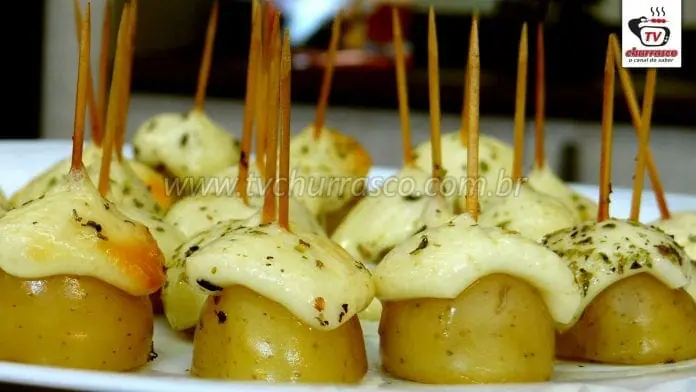 Como Fazer Batatas Aperitivos com Provolone