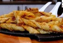 Como Fazer Aperitivos Torcidos de Massa Folhada Crocante