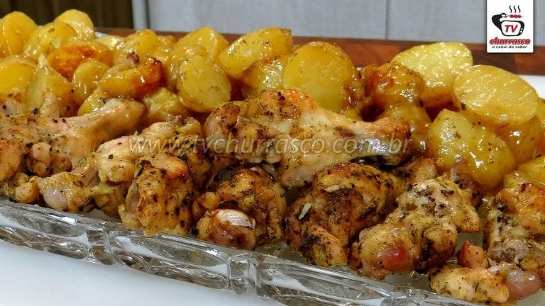 Como Fazer Frango Assado com Batatinhas (Coxinha da Asa Assado com Batatas)