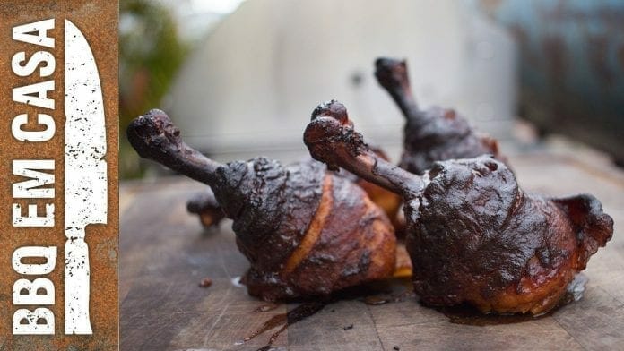 Receita de Smoked Chicken Lollipop (Pirulito de Frango Defumado) - BBQ em Casa