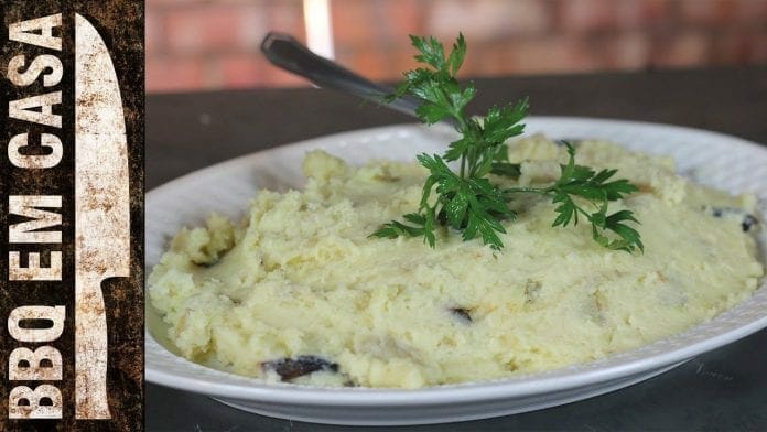 Receita de Garlic Mashed Potatoes (Pure com Alho) - BBQ em Casa