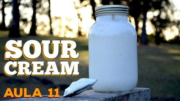 Sour Cream (Creme Azedo) - Cansei de Ser Chef