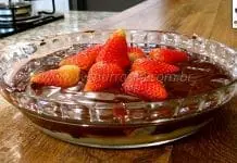 Como Fazer Bombom de Travessa Simples com Morango