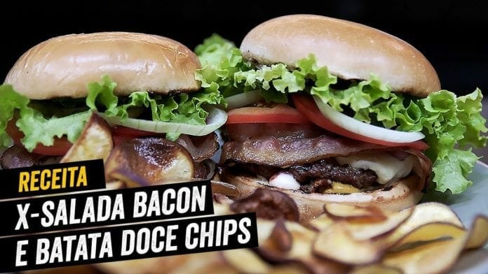 X-Salada Bacon com Chips de Batata Doce - BBQ em Casa